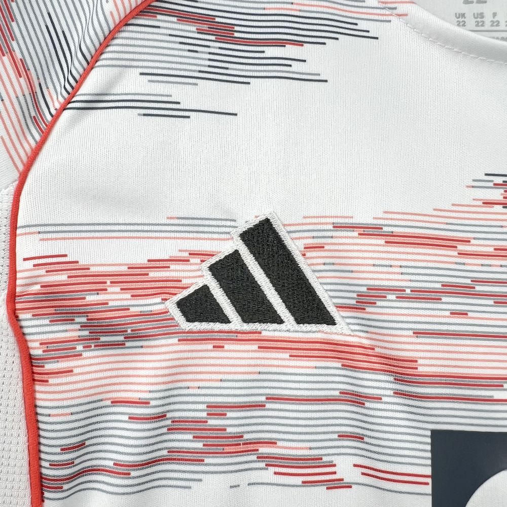 Kit Enfant Bayern Munich 25/26