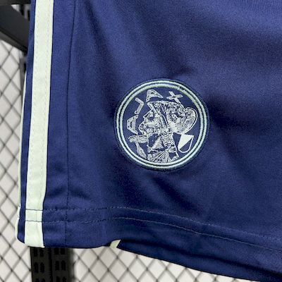 Kit Enfant Ajax extérieur 25/26