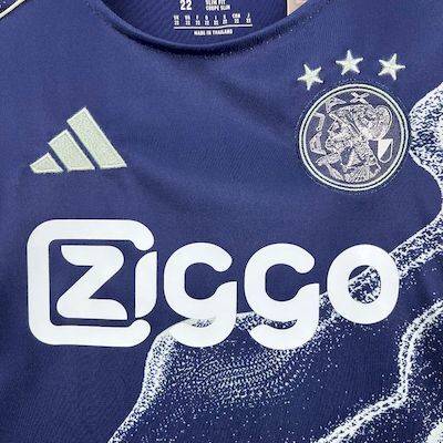 Kit Enfant Ajax extérieur 25/26