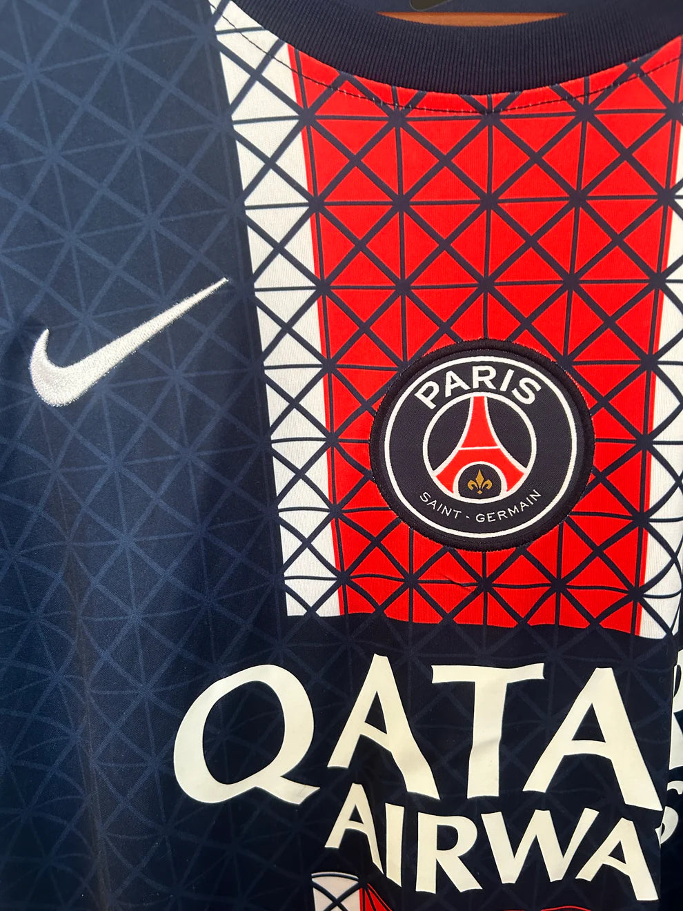 Paris Saint Germain maillot concept 2025/2026