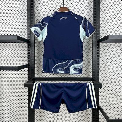 Kit Enfant Ajax extérieur 25/26