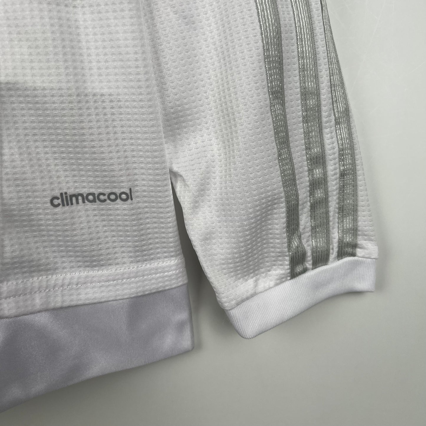 Real Madrid maillot 2015/2016 manches longues retro