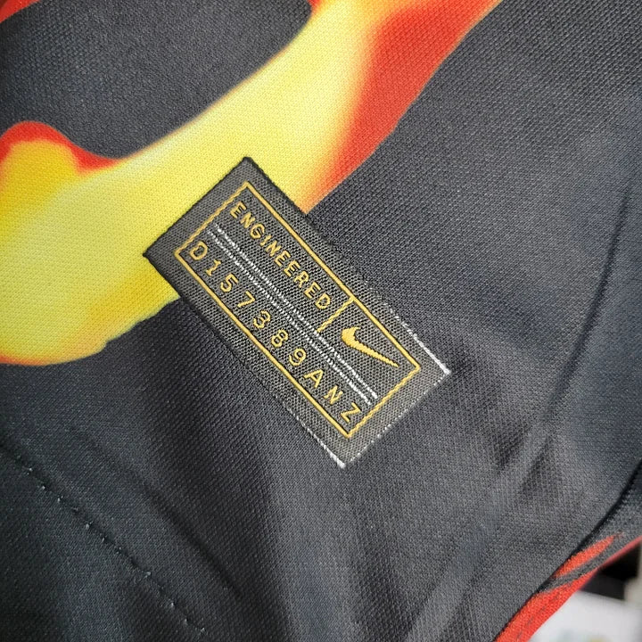 Paris Saint Germain maillot concept 2023/2024 Feu Flammes