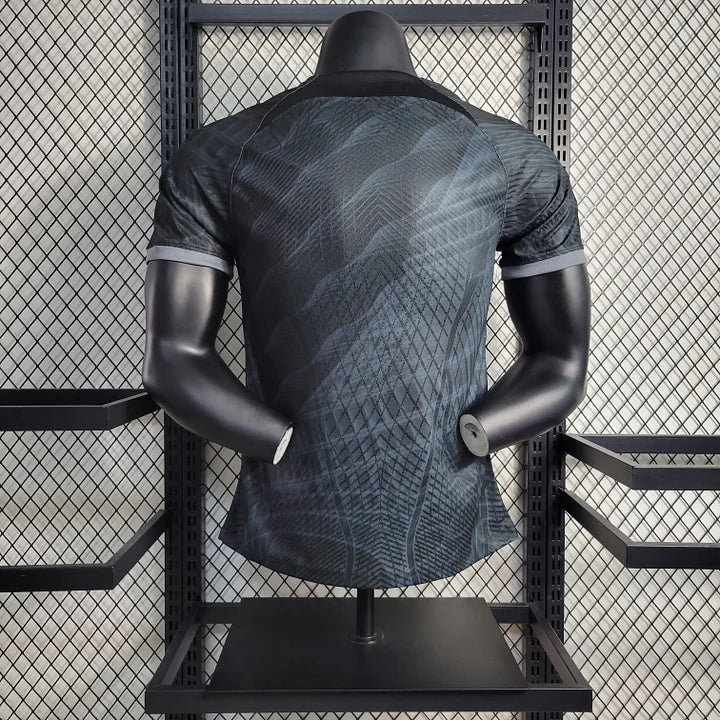 Paris Saint Germain maillot concept 2023/2024