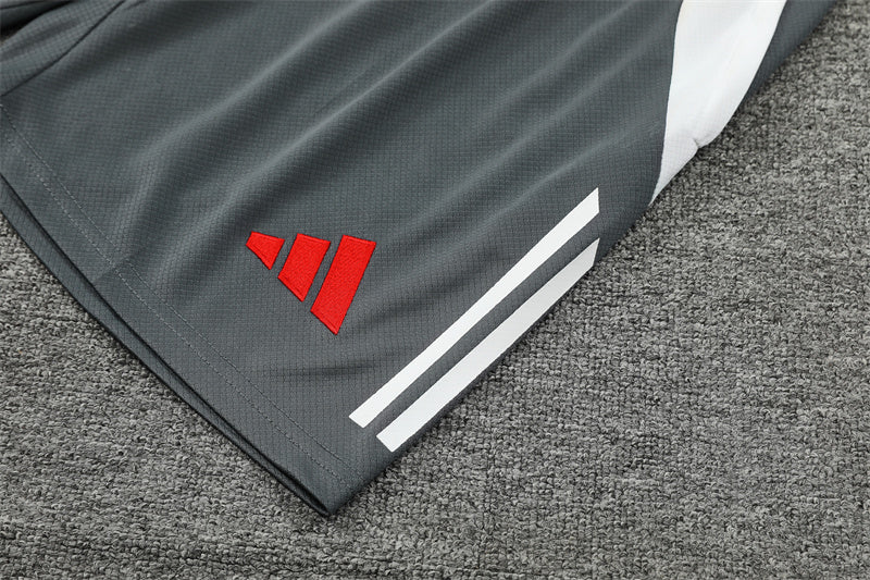 Kit Entrainement Manchester United 2024/2025