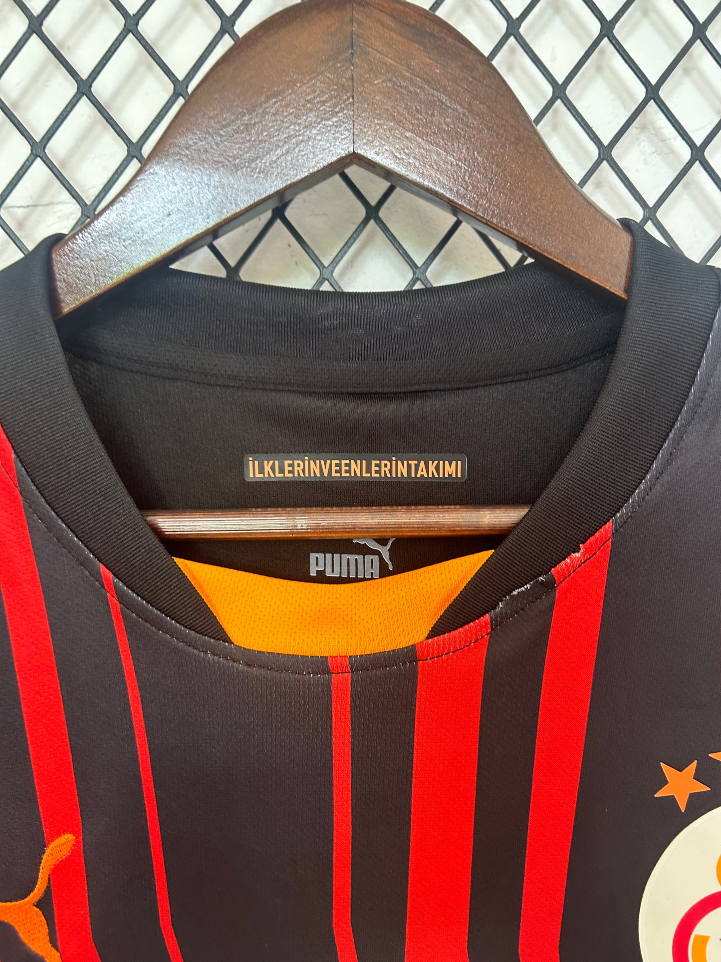 Galatasaray maillot concept 2024/2025