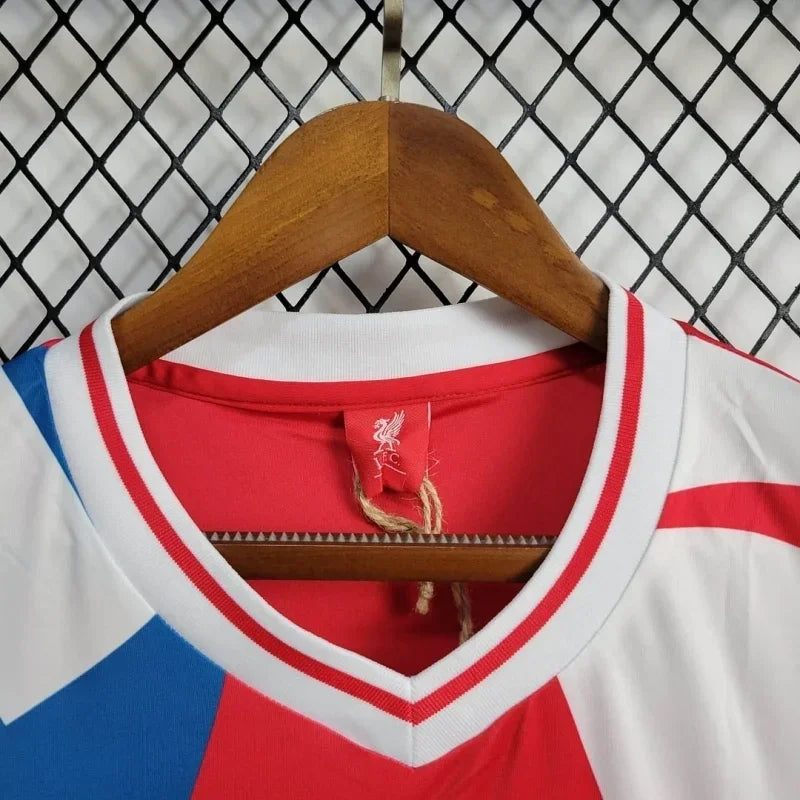 Liverpool maillot retro édition commémorative 2005
