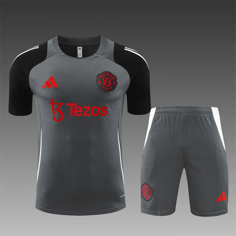 Kit Entrainement Manchester United 2024/2025
