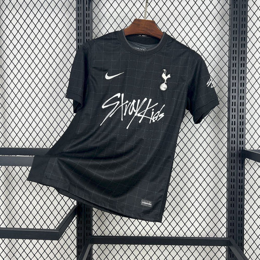Maillot Tottenham x Stray Kids 25/26