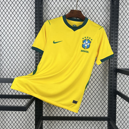 Maillot Brésil domicile 26/27