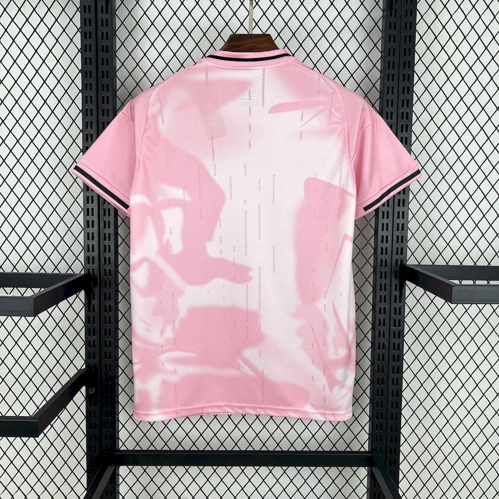 Maillot Real Madrid Édition spéciale Rose 24/25